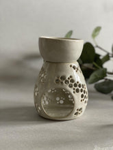 Load image into Gallery viewer, viCeramics Handmade Wax Warmer - Clevedon Candle Co.