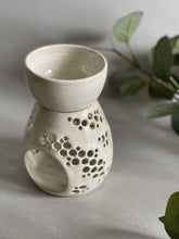 Load image into Gallery viewer, viCeramics Handmade Wax Warmer - Clevedon Candle Co.